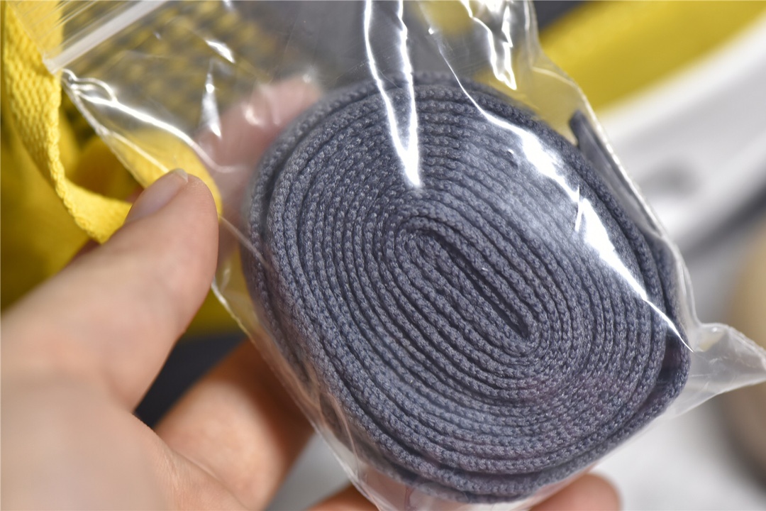 Nike Air Jordan 4 "Tour Yellow"(CT8527-700)