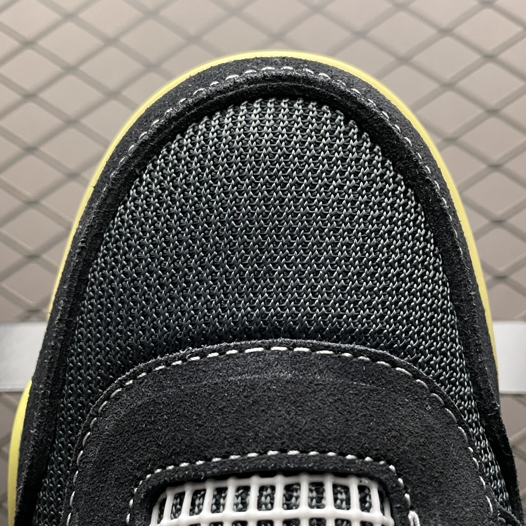 UNION × NIKE AIR JORDAN 4 "OFF NOIR"  (DC9533-001)