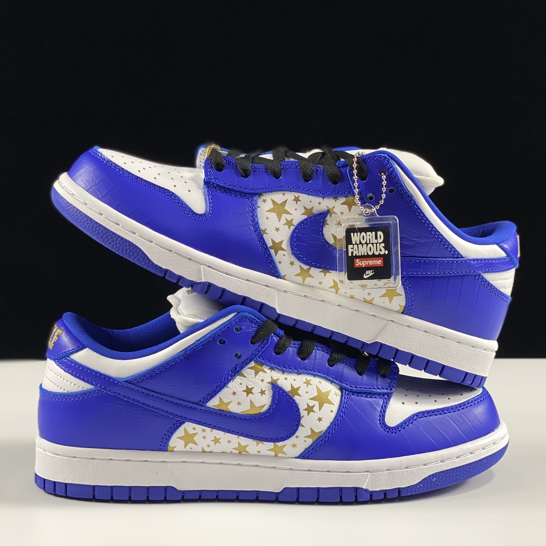 Supreme × Nike SB Dunk Low OG QS 