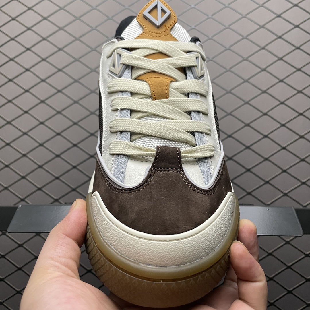 Cactus Jack × Dior B713 Sneakers 