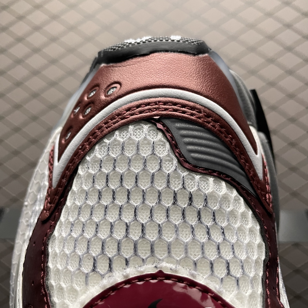 BALENCIAGA Runner "White/Dark Red" （677403W3RB39069）