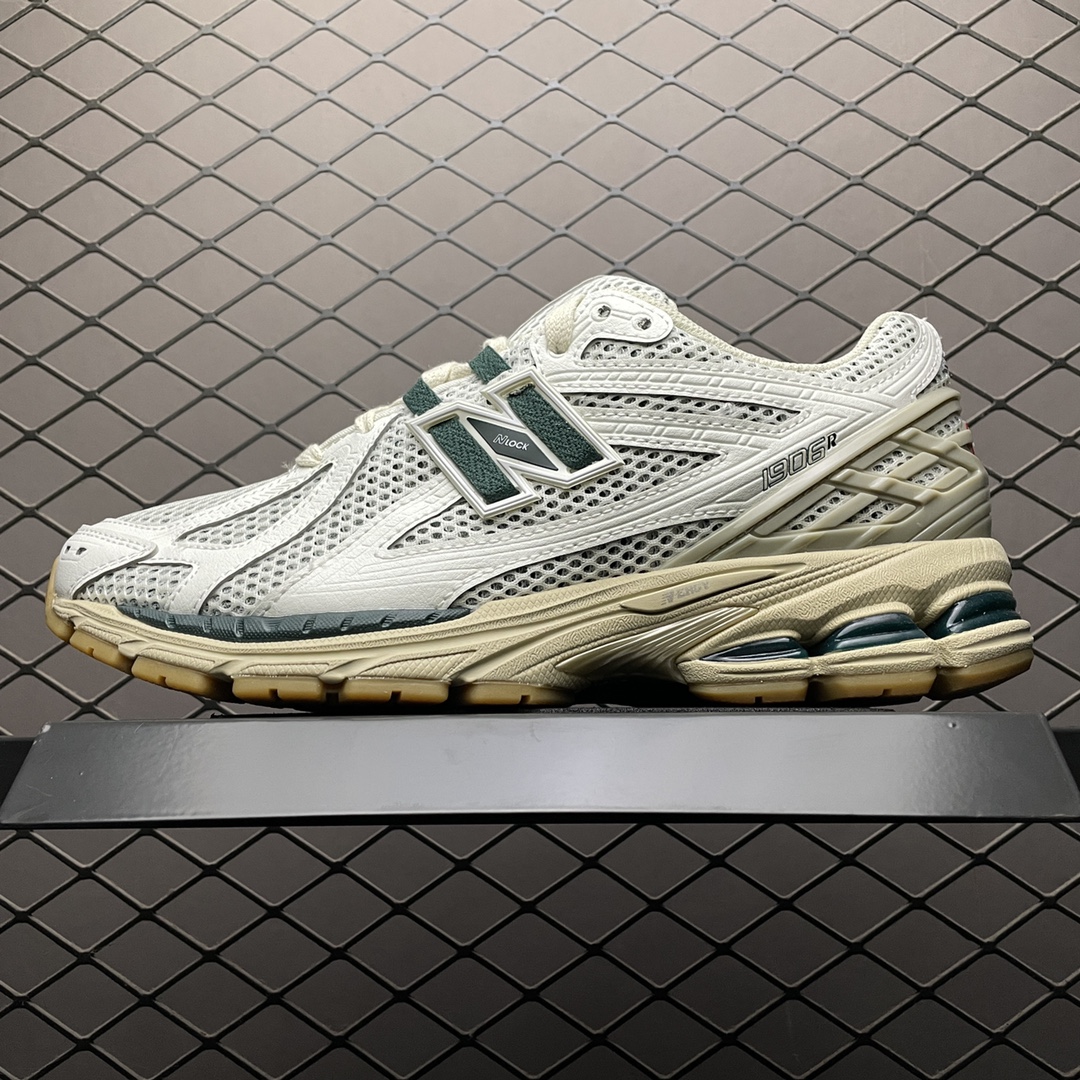 シューズ 「New Balance ニューバランス」1906R - シューズ