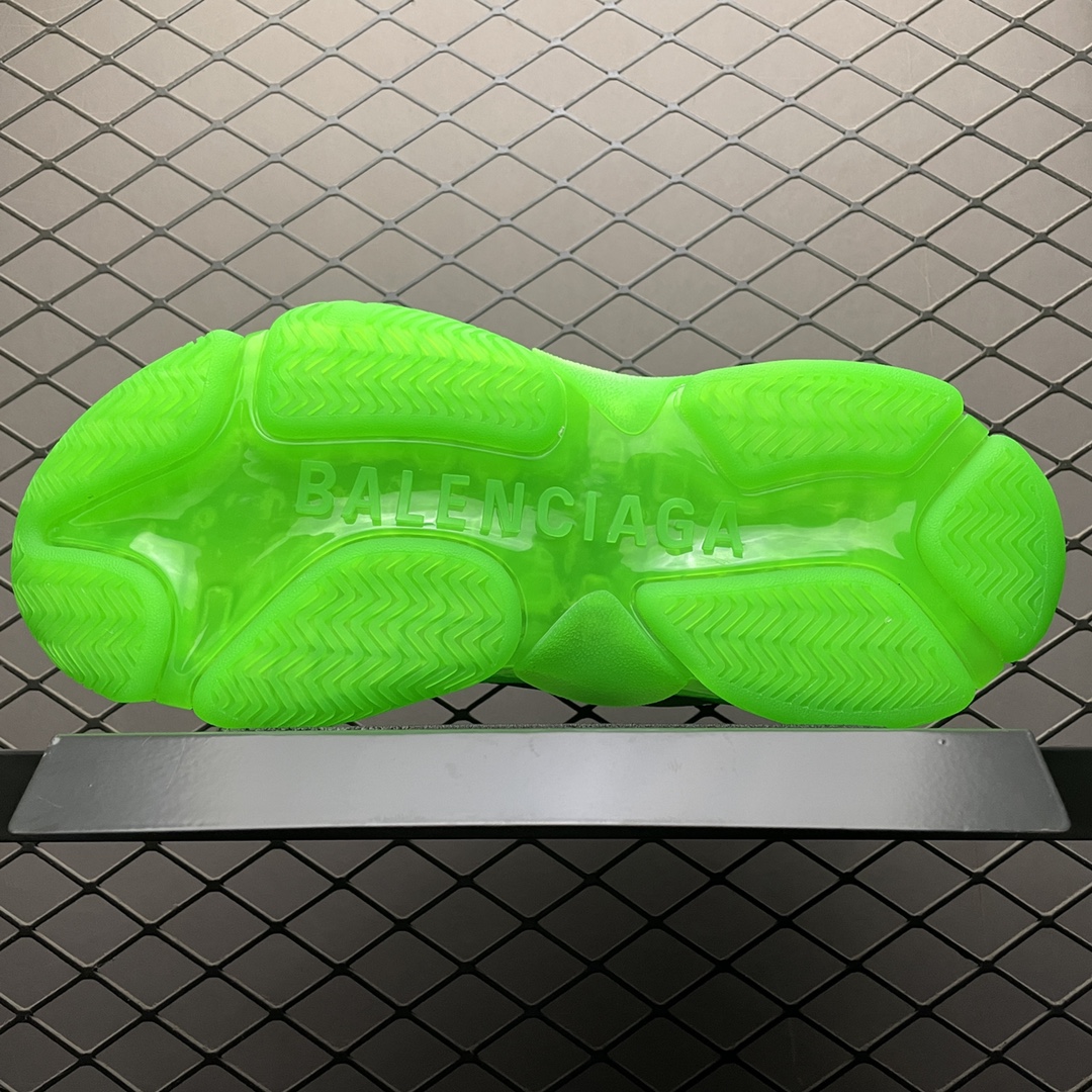 BALENCIAGA Triple S "Neon Green"（541624W2GR13801）