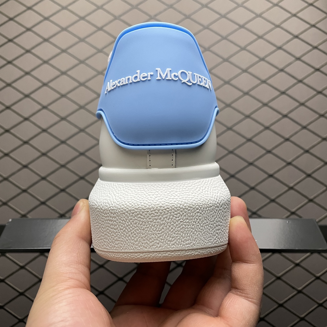 Alexander McQueen 621056 WHXMT OVERSIZED Sneakers - White(621056WHXMT9223)