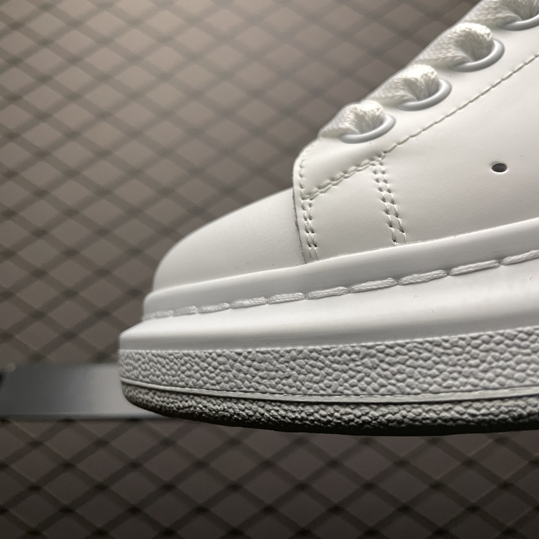 Alexander McQueen Oversized White Metallic(553770WHFBU9042)