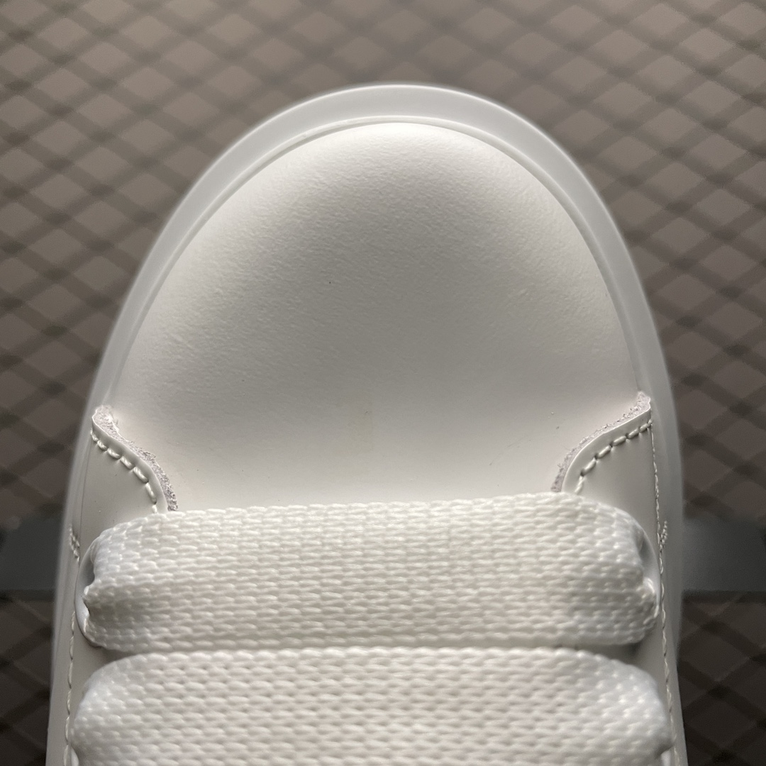 Alexander McQueen Oversized White Metallic(553770WHFBU9042)