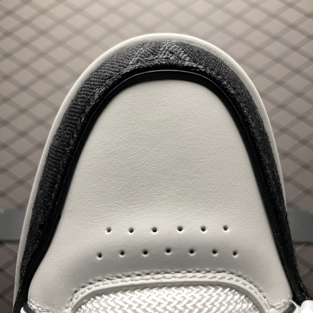 LV Trainer Sneaker(1A9ZB0)