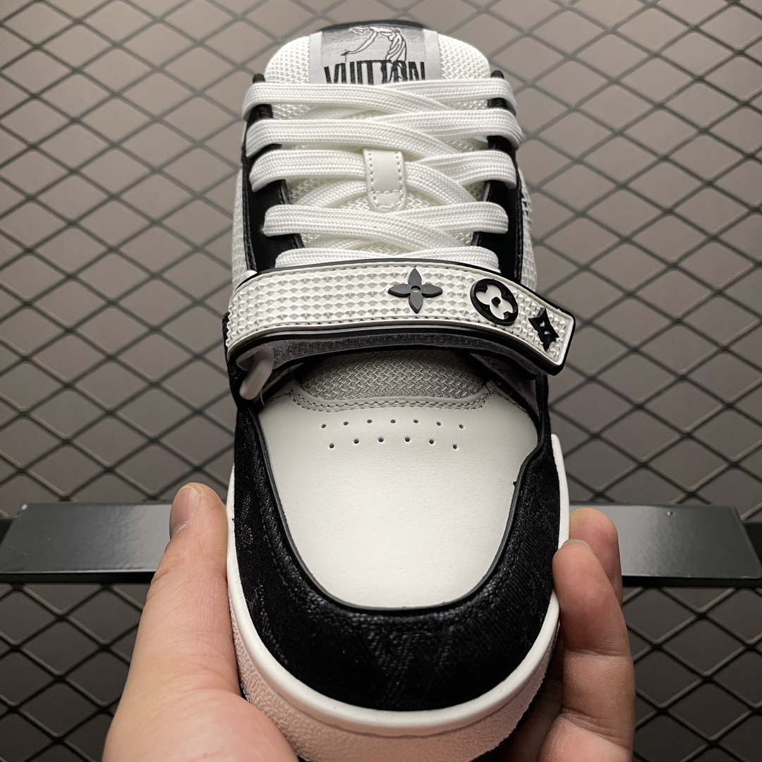 LV Trainer Sneaker(1A9ZB0)