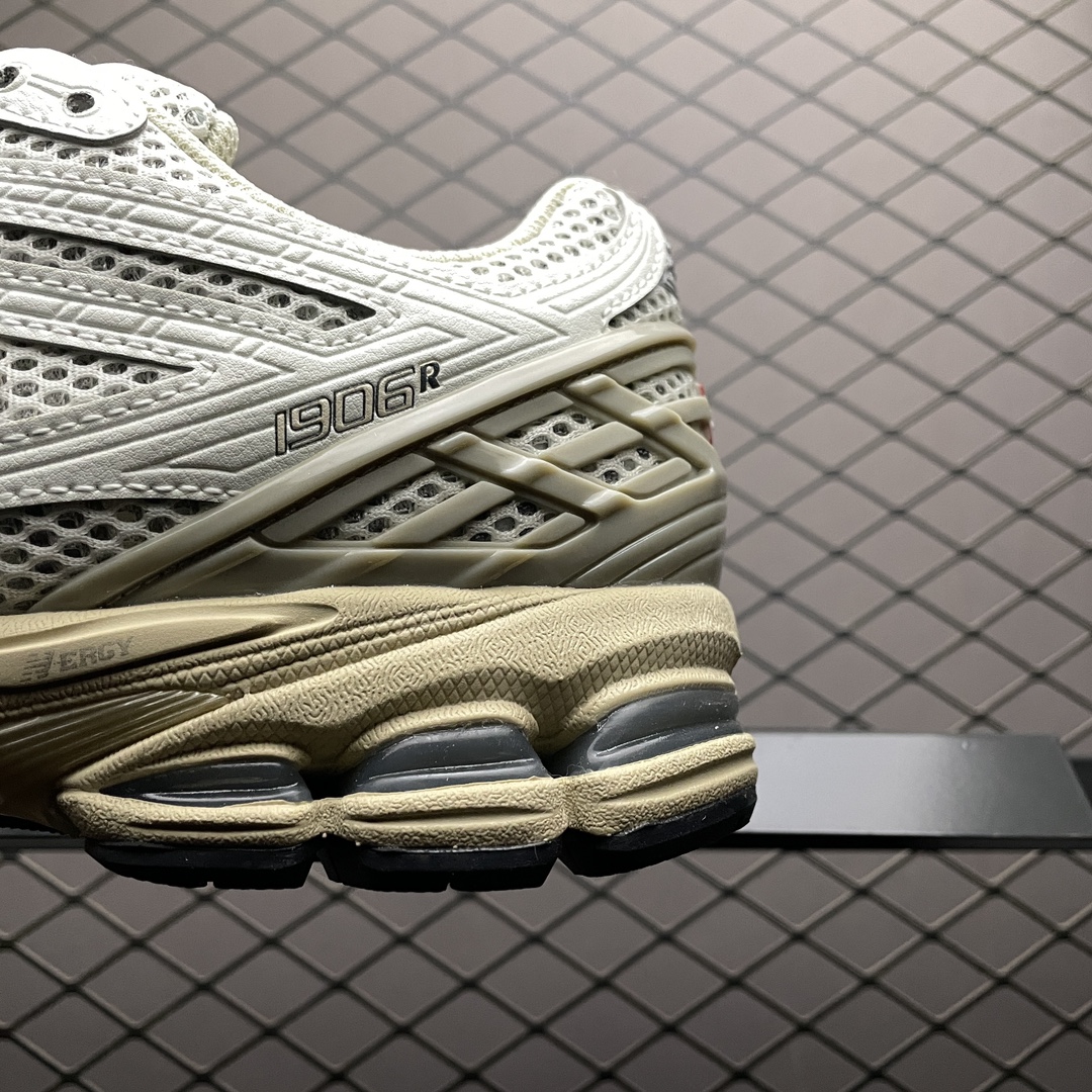 New Balance 1906R "White/Grey"(M1906RP）