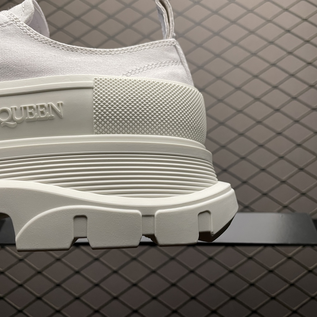 Alexander McQueen Tread Slick Low Lace Up White FW21 (604257W4MV29000)