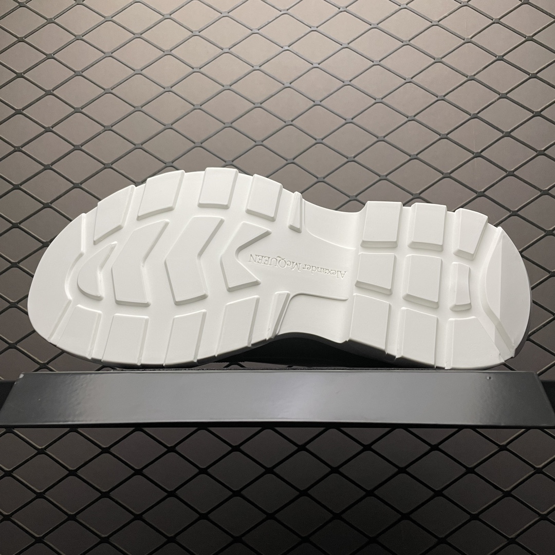 Alexander McQueen Tread Slick Low Lace Up White FW21 (604257W4MV29000)