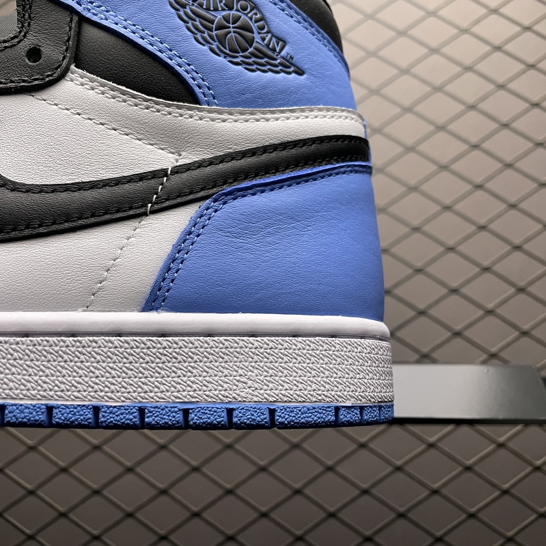 Nike Air Jordan 1 Retro High OG "University Blue"（DZ5485-400）