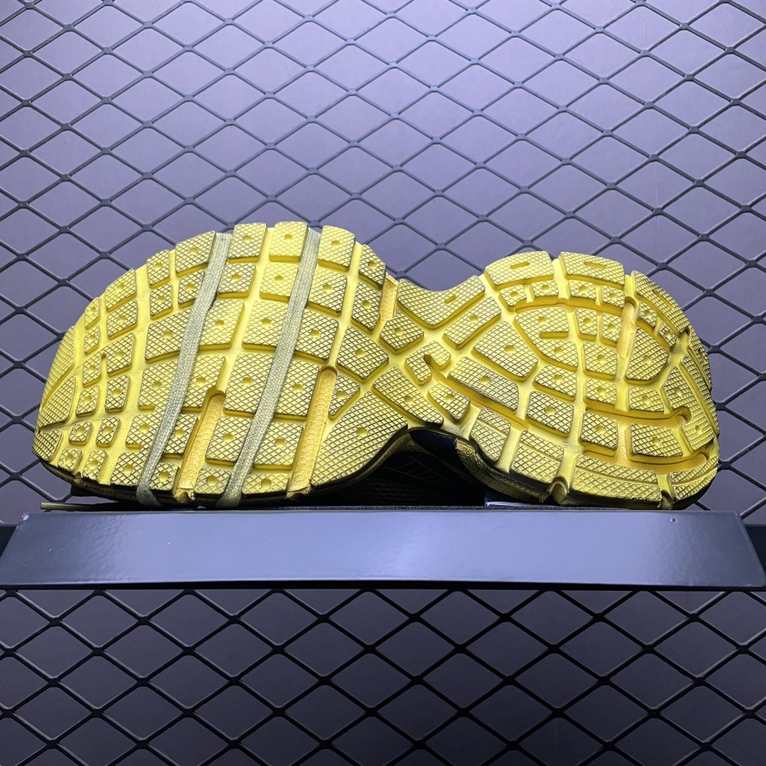 BALENCIAGA 3XL "Yellow" （734734W3XL27010）