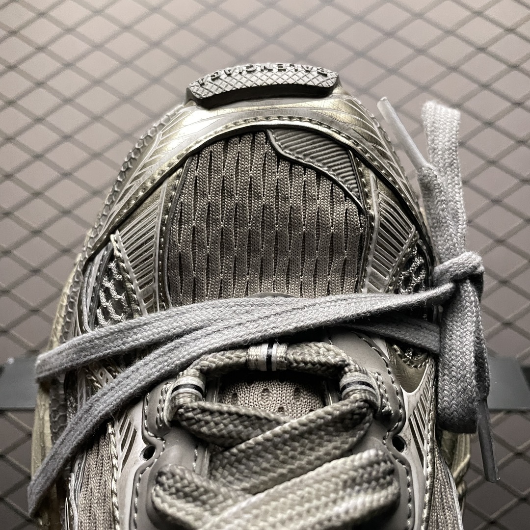 BALENCIAGA 3XL "Off White" （734734W3XL49191）