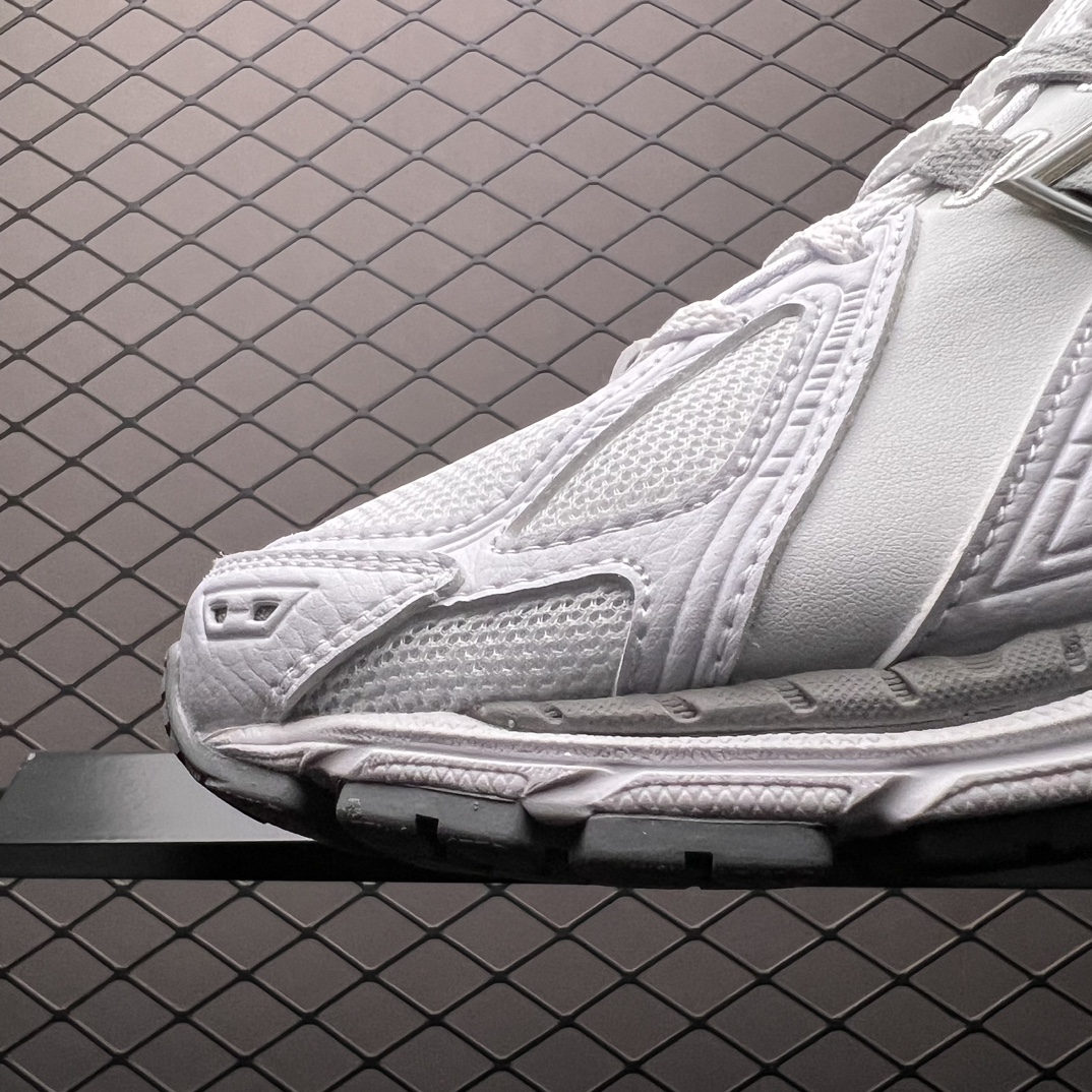 BEAMS × New Balance 1906R "White"(M1906RE）