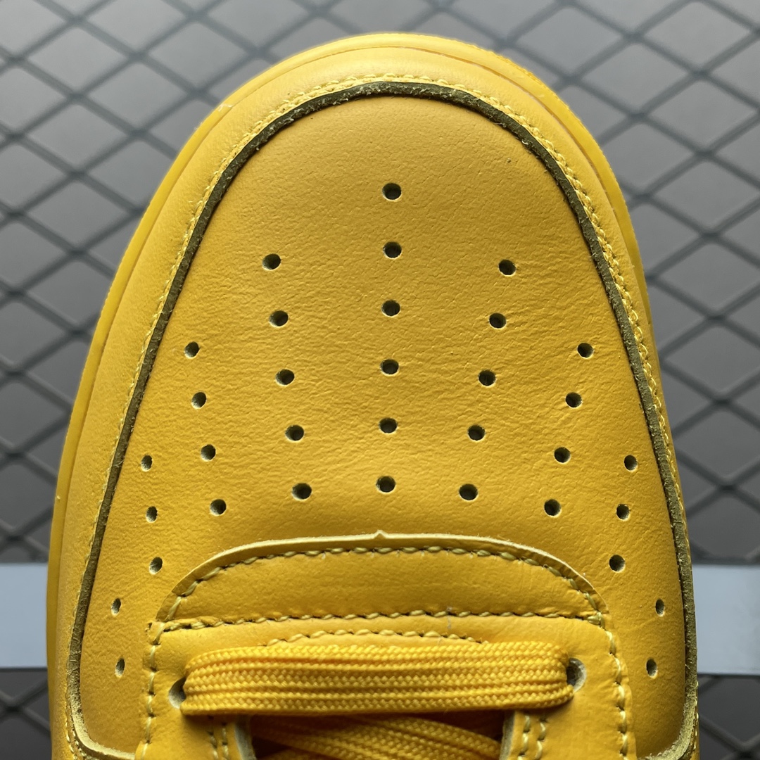 Off-White × Nike Air Force 1 Low "University Gold" (DD1876-700)