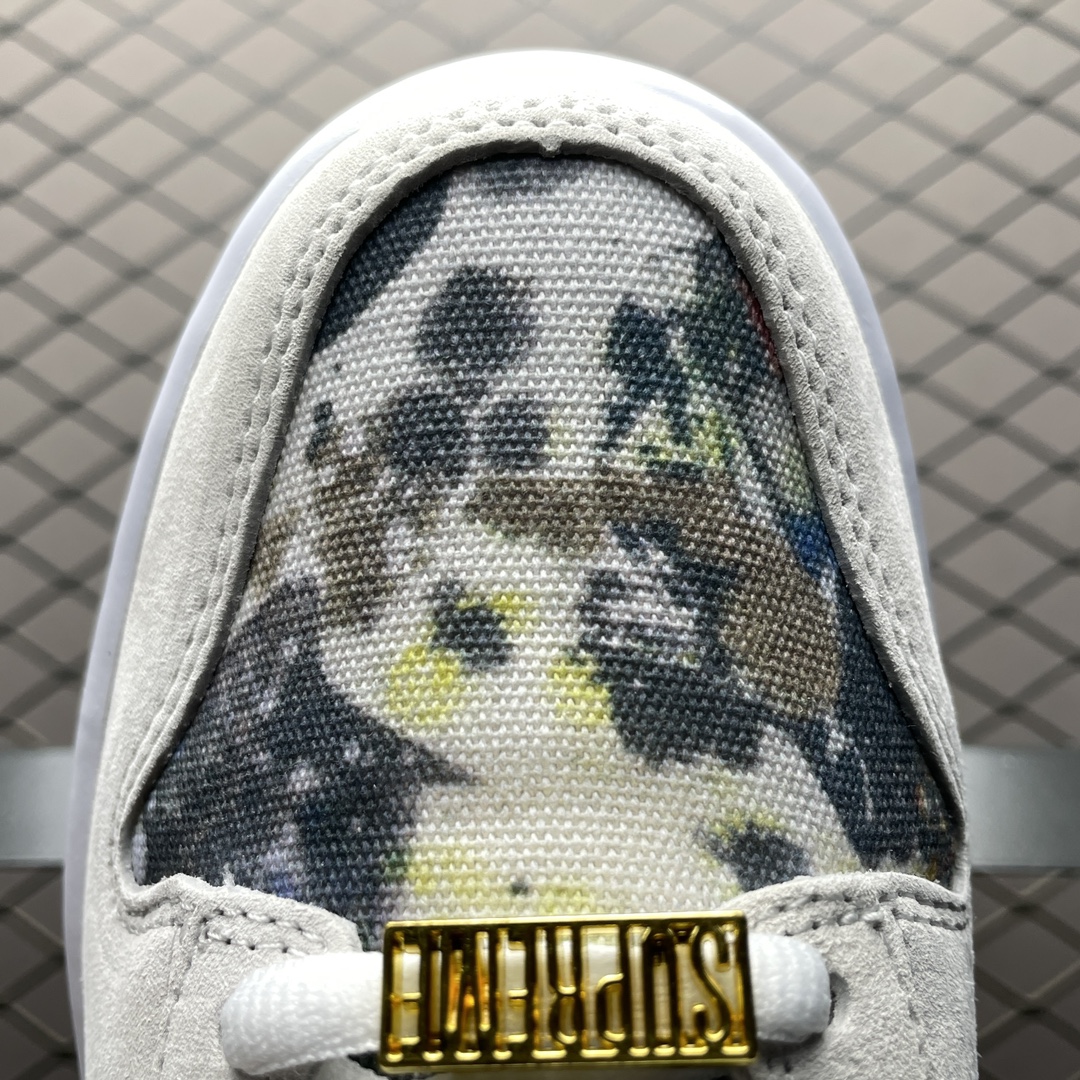 Supreme × Nike SB Dunk High "Rammellzee"（FD8779-100）