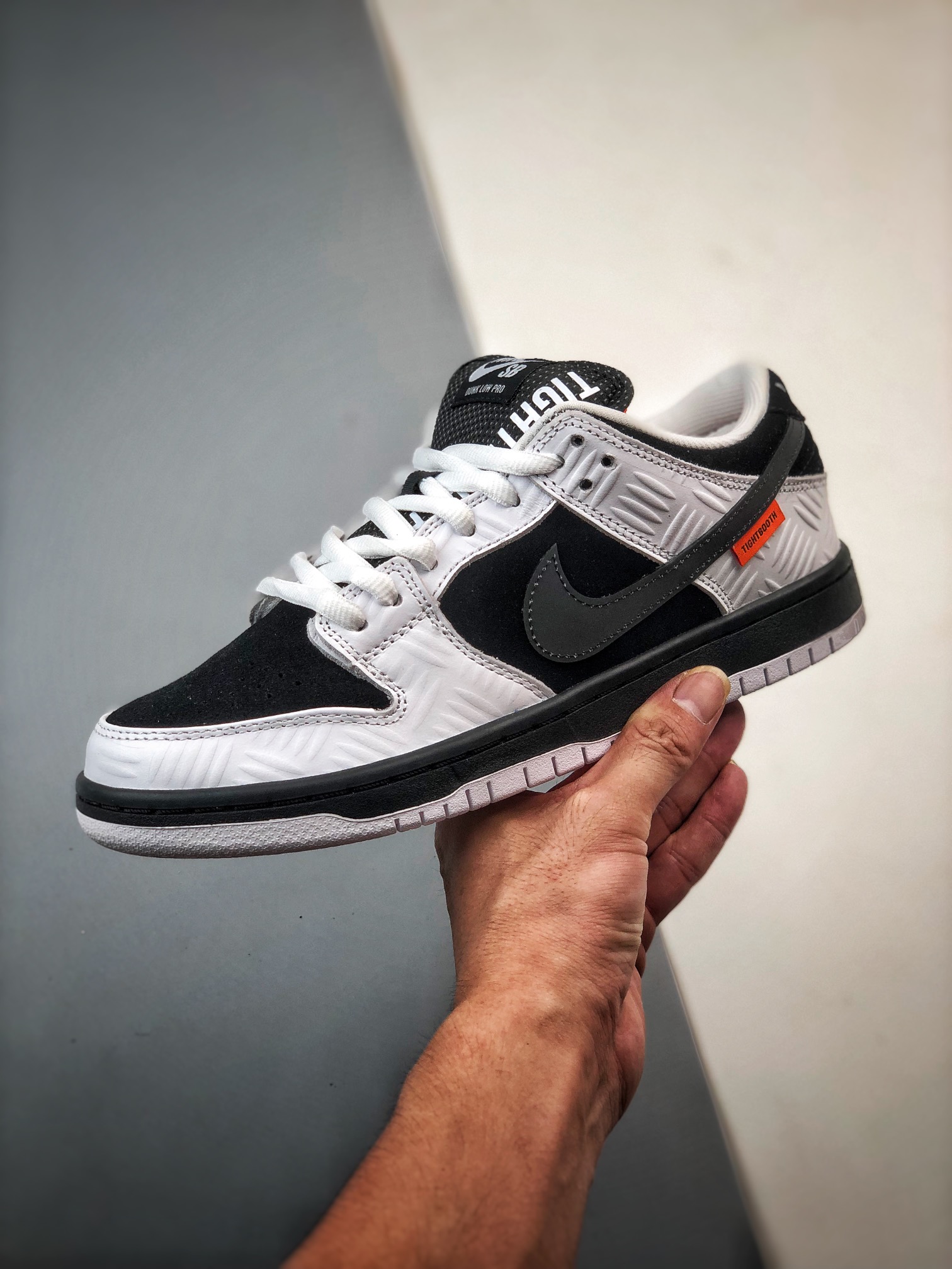 TIGHTBOOTH × Nike SB Dunk Low TIGHTBOOTH × Nike SB Dunk Low