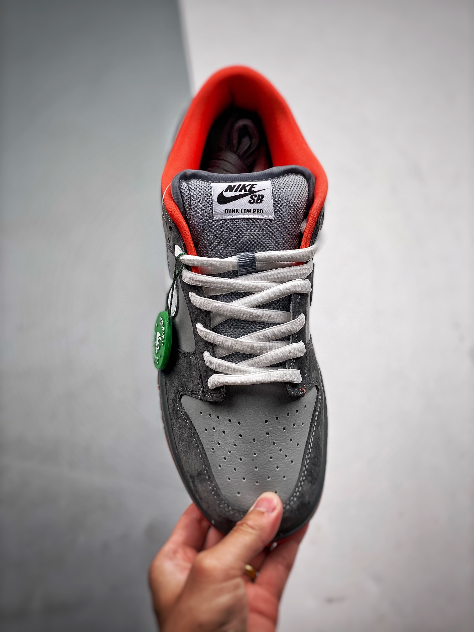 Nike SB Dunk Low Staple NYC Pigeon（304292-011）