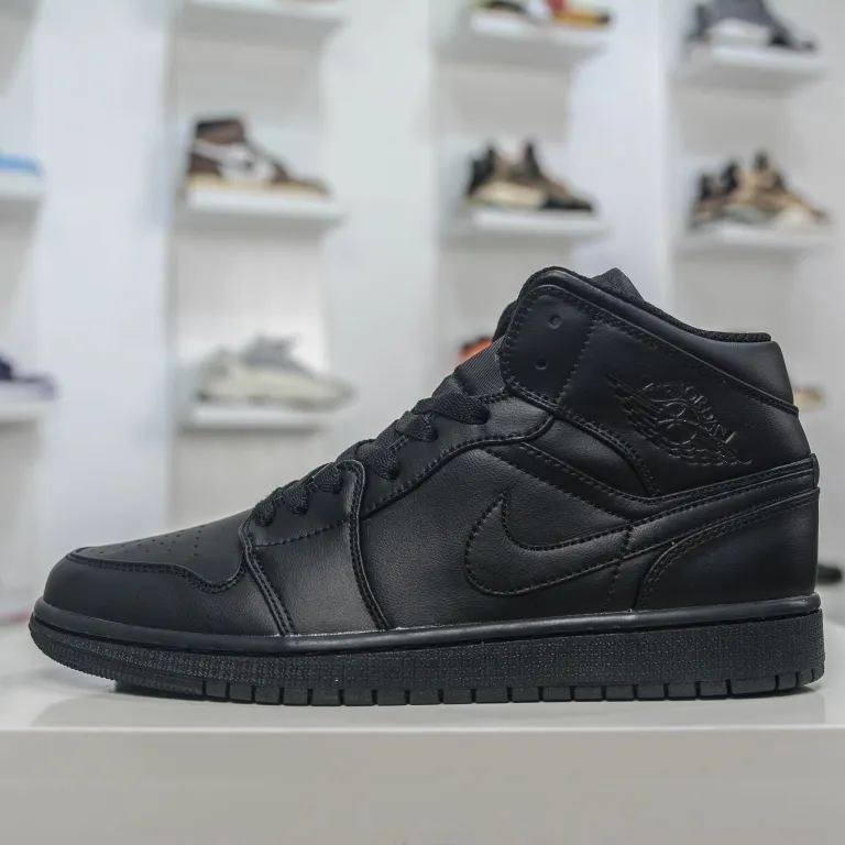 Nike Air Jordan 1 Mid "Triple Black"（554724-093）
