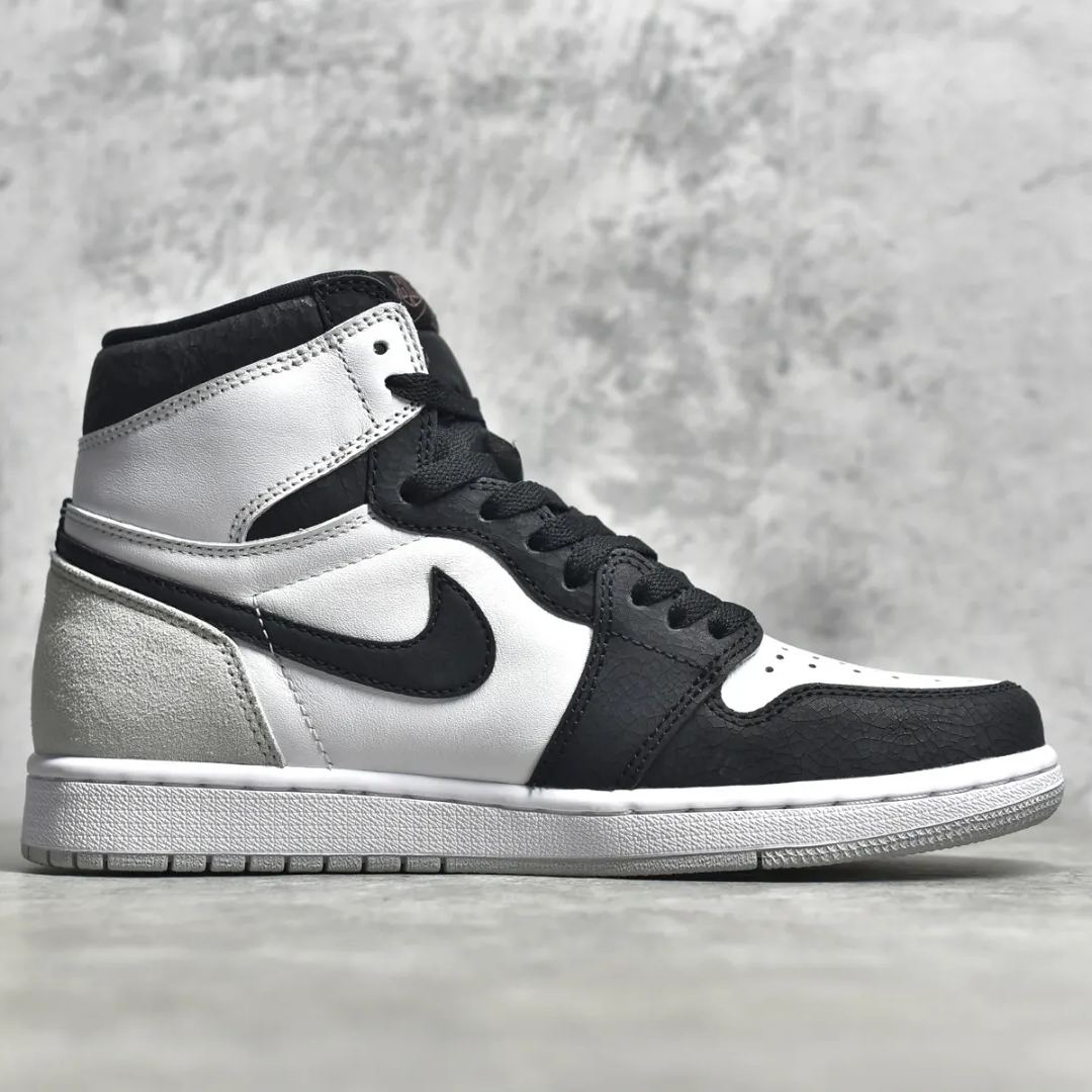 Nike  Air Jordan 1 " Stage Haze"(555088-108)