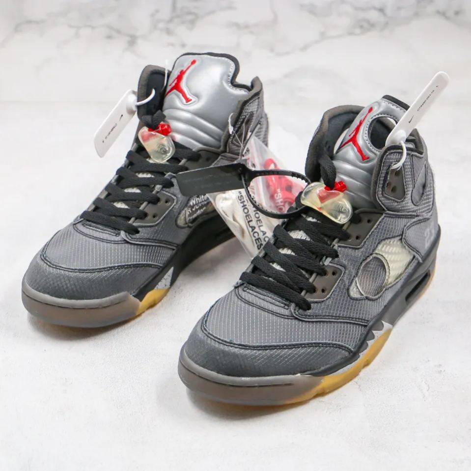 Off-White × Nike Air Jordan 5 "Black/Muslin/Fire Red" (CT8480-001)