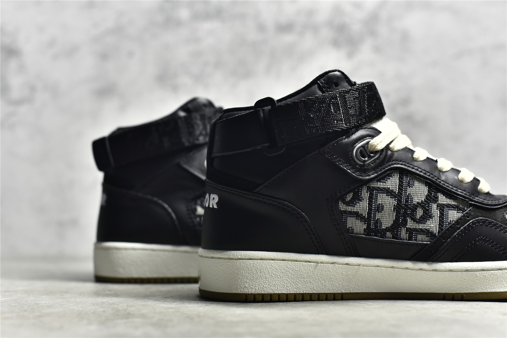 Dior B27 High Black Beige' （3SH132ZIR_H965）