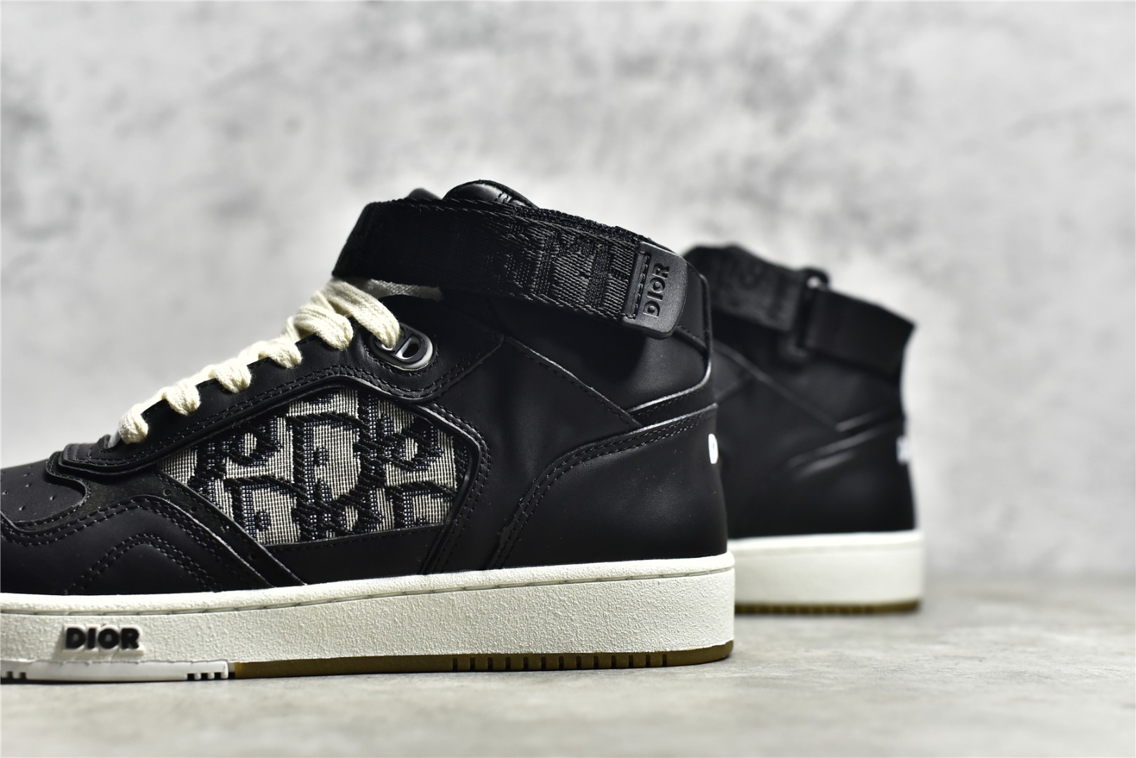 Dior B27 High Black Beige' （3SH132ZIR_H965）