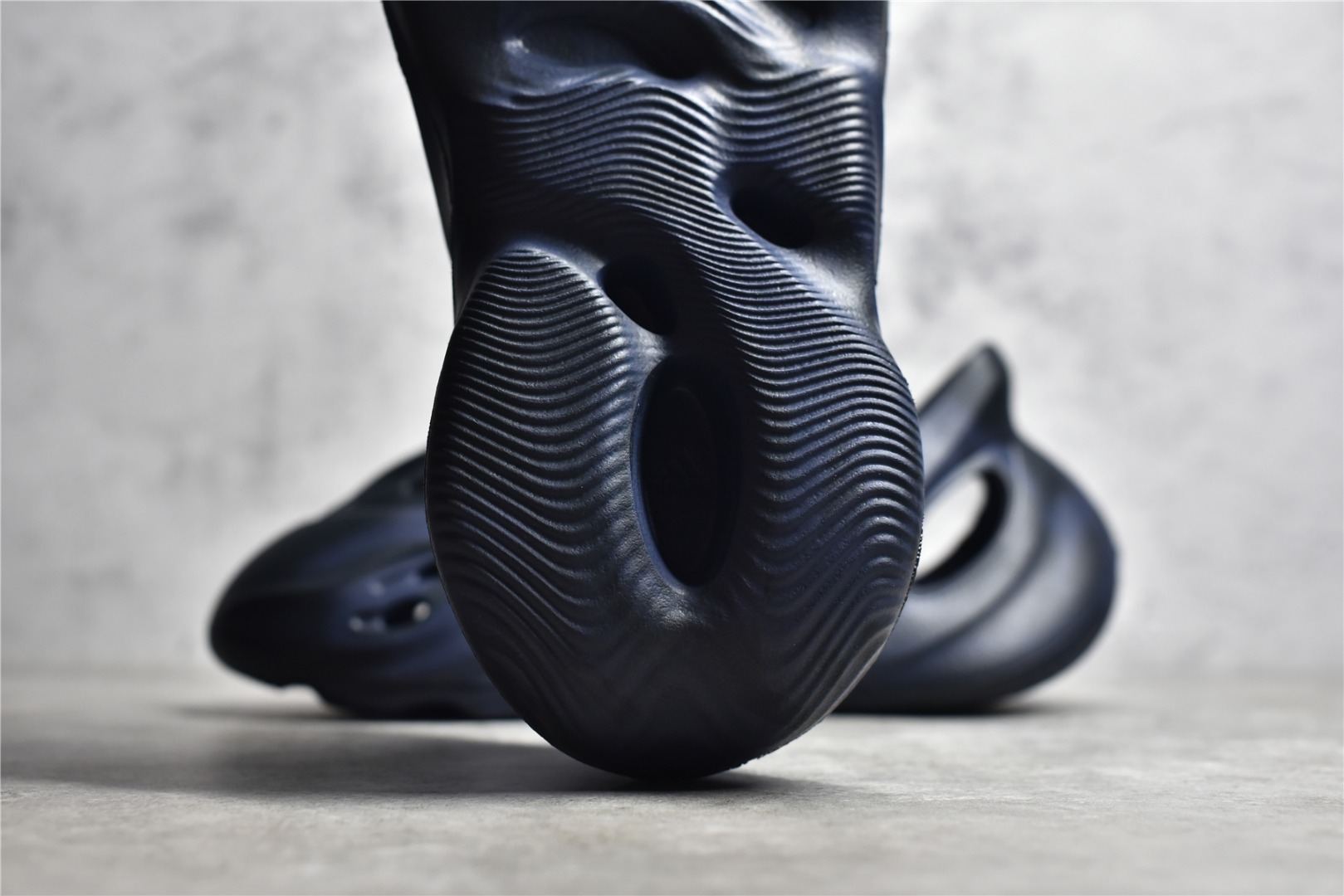 adidas YEEZY Foam Runner "Mineral Blue"(GV7903)