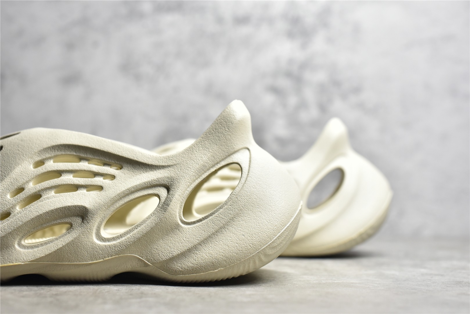 adidas Yeezy Foam RNNR "Ararat"(G55486)