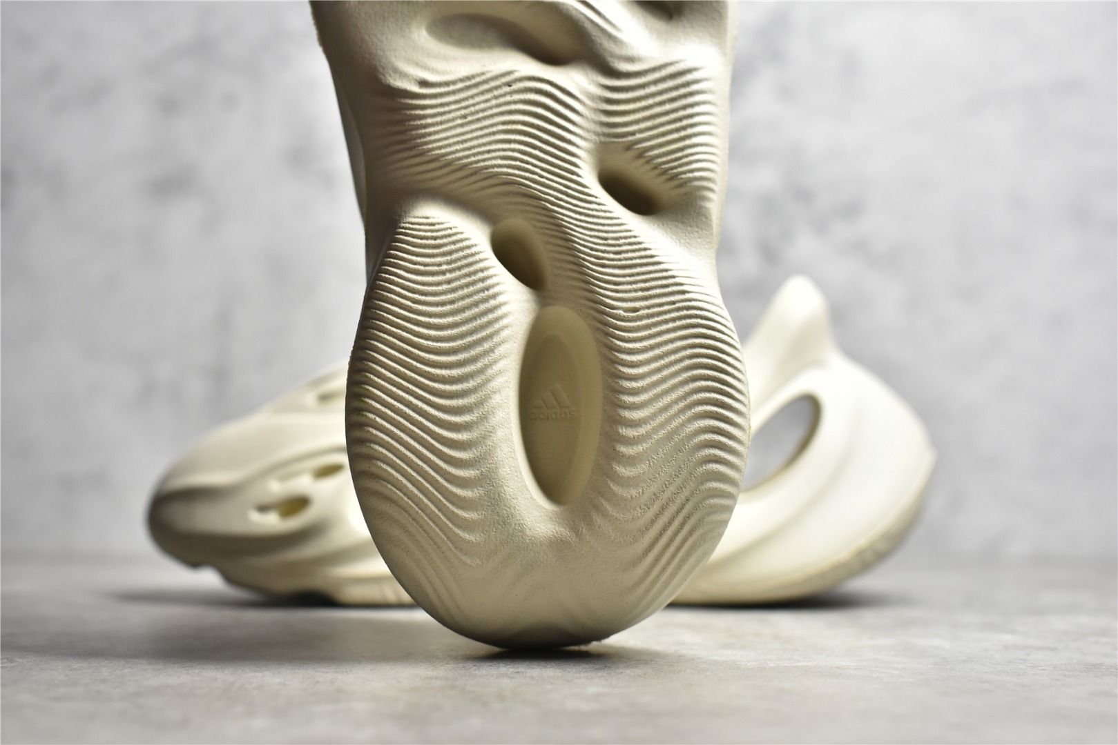 adidas Yeezy Foam RNNR "Ararat"(G55486)