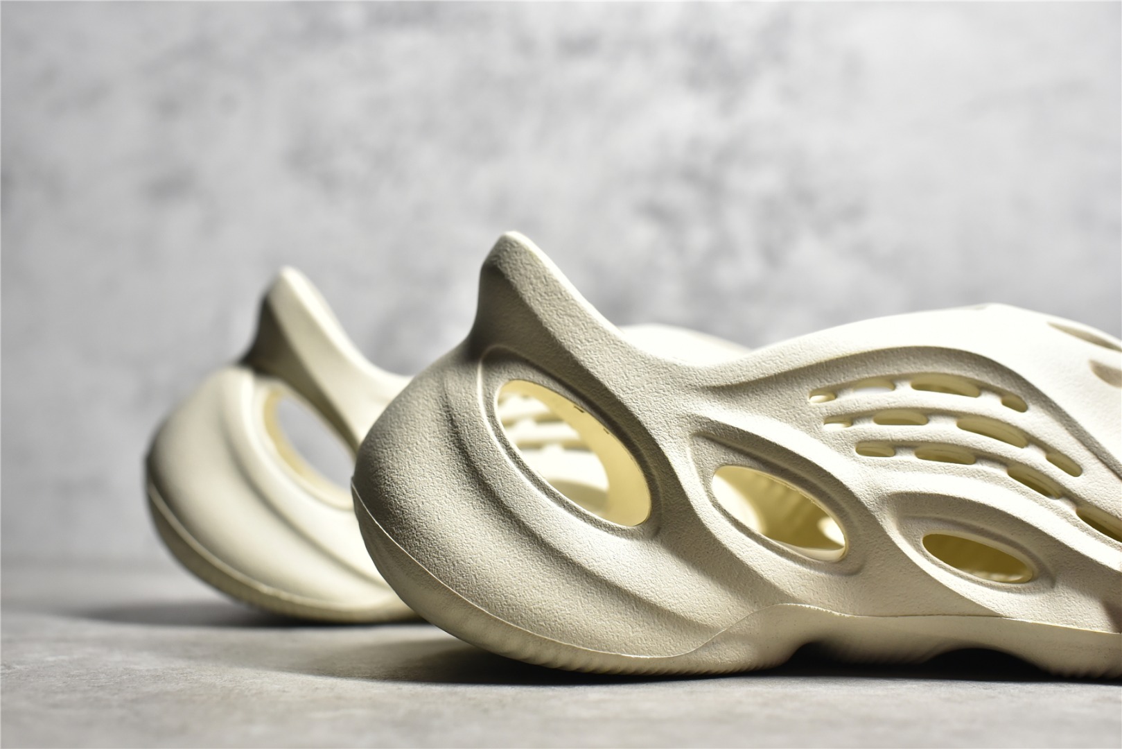 adidas Yeezy Foam RNNR "Ararat"(G55486)