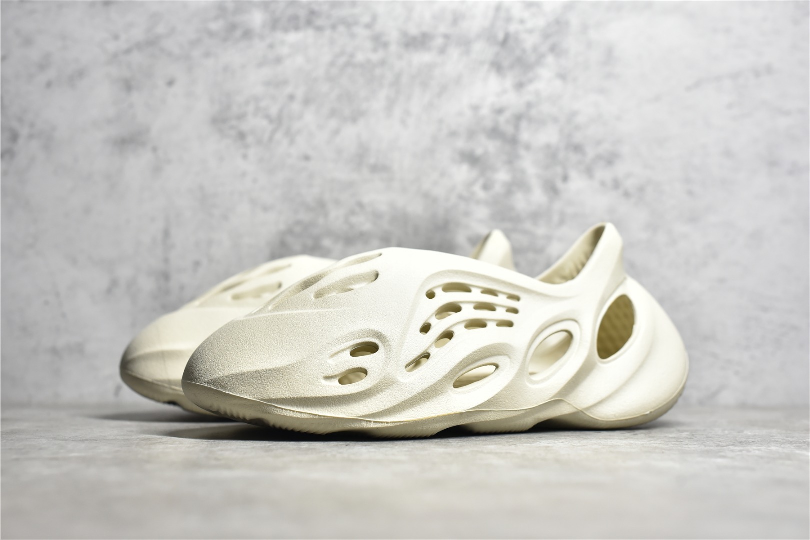 adidas Yeezy Foam RNNR "Ararat"(G55486)