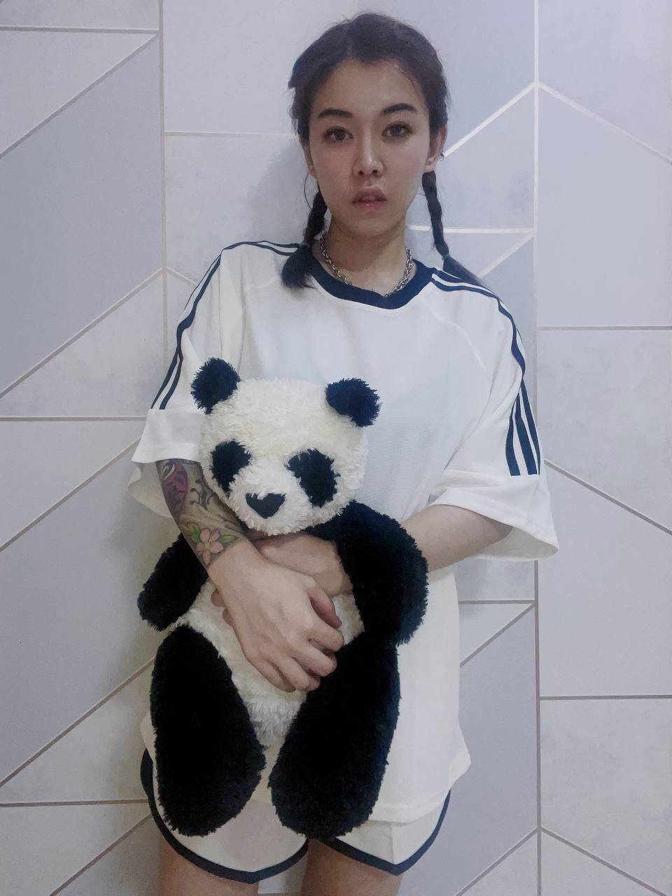 Bei Three Stripe Sporty Top & Shorts Set