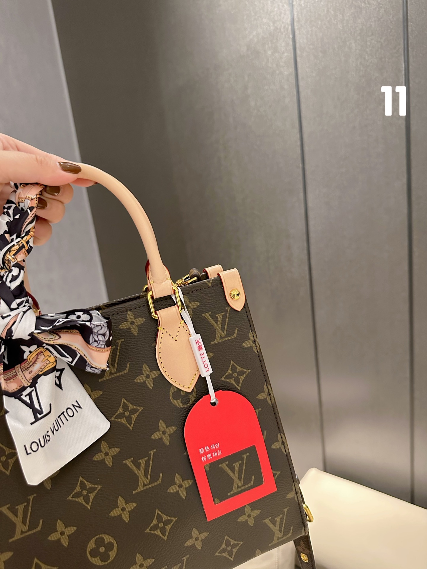 Lv Sac Platの新しい琴譜バッグ