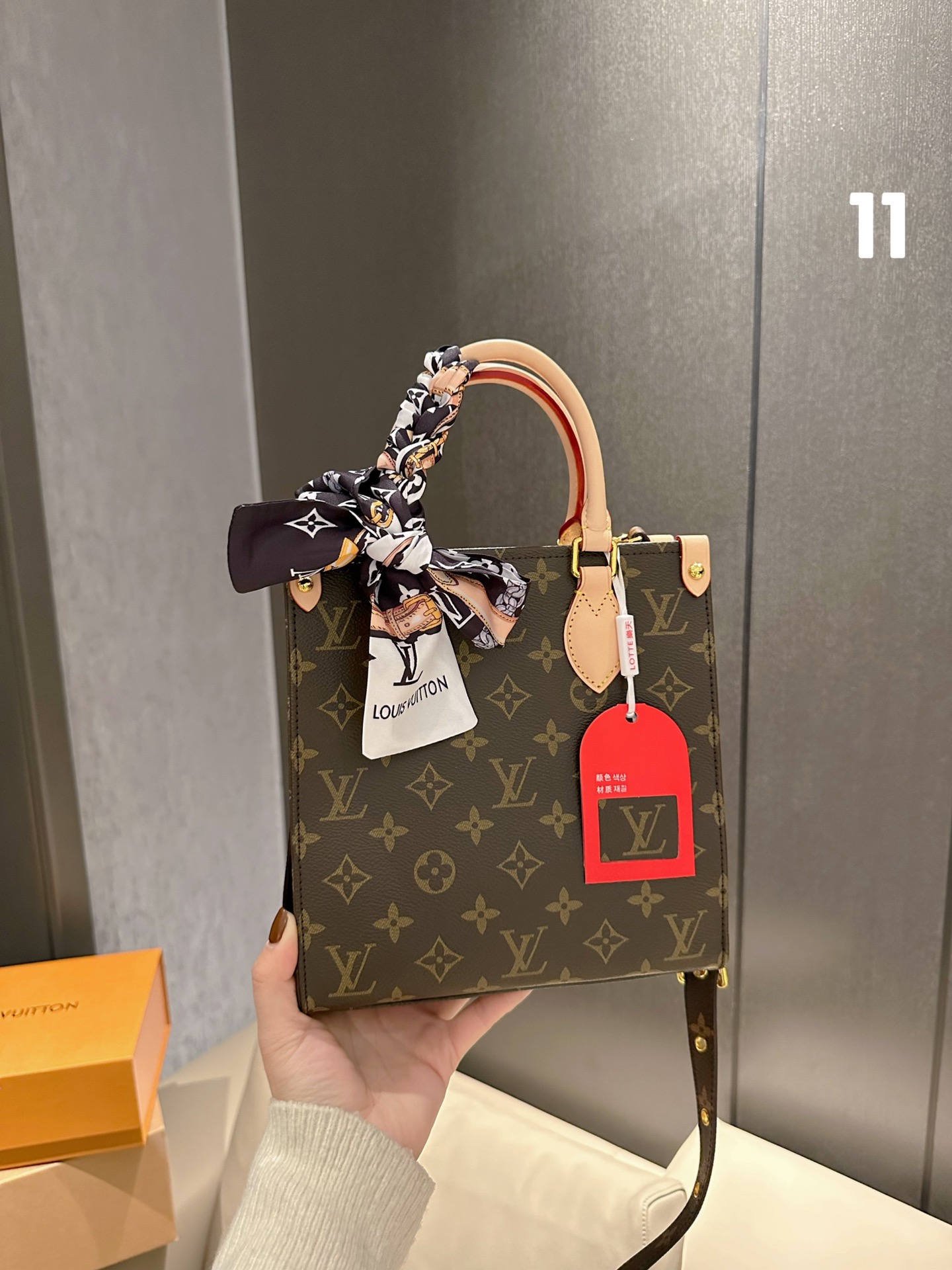 Lv Sac Platの新しい琴譜バッグ