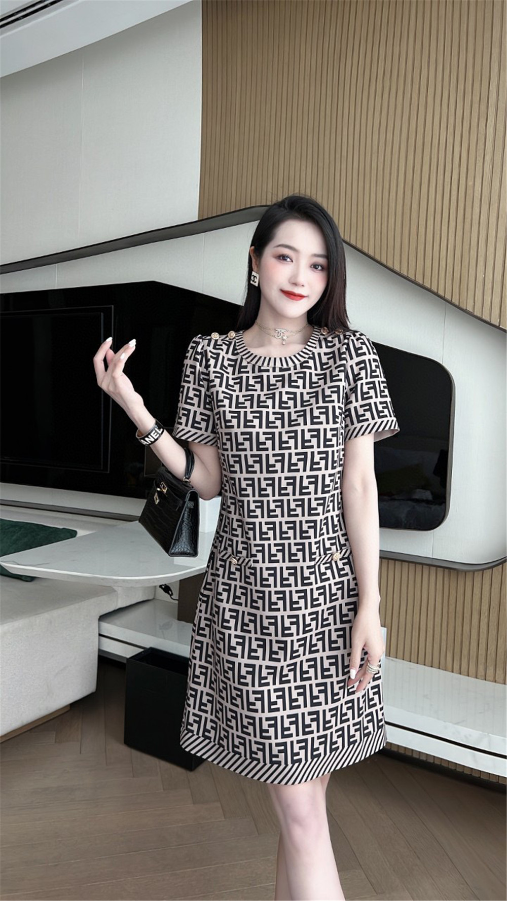 FENDI  レディースドレス S-XLG 1350160