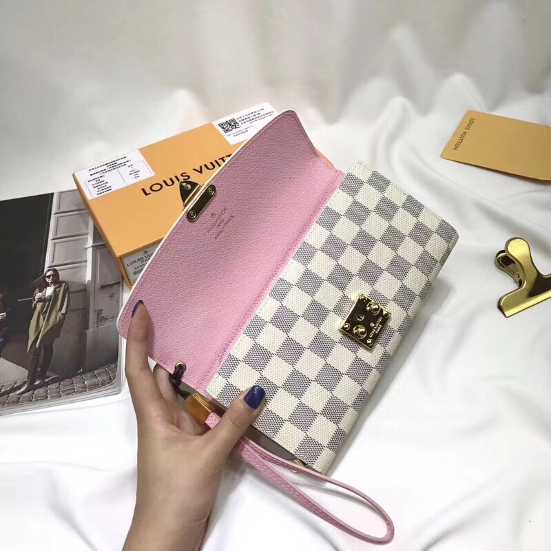 大人気☆Louis Vuitton 最新モデルが大ヒットして登場