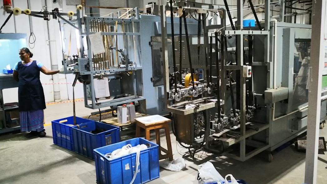 zipper plating & lacquering workshop