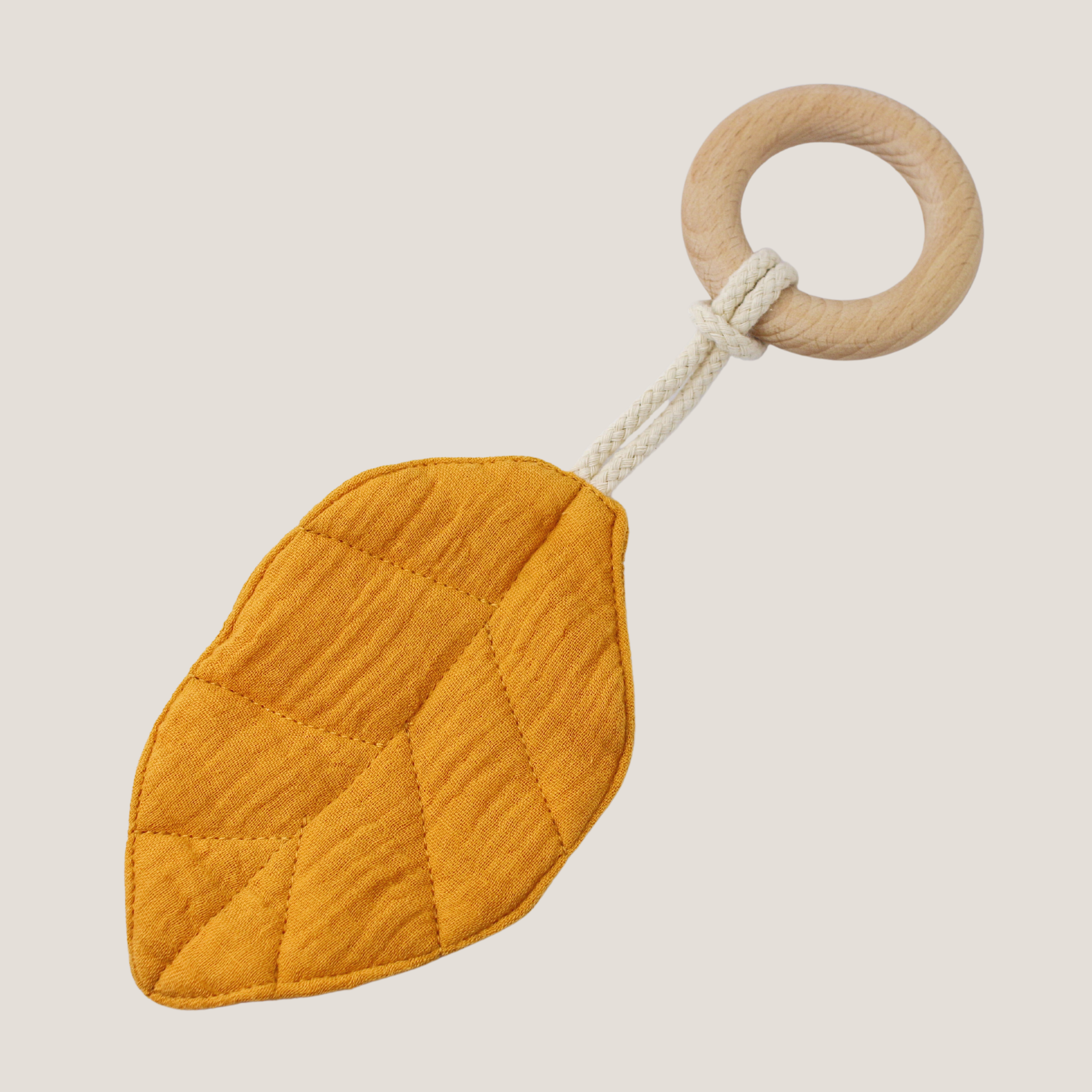 Ring Leaf Teether in Butterscotch