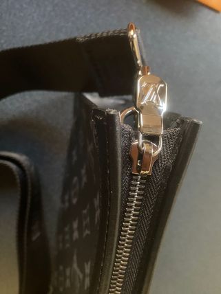 Louis Vuitton ショルダーバッグ LOUIS VUITTON＊GASTON WEARABLE モノグラムウォレット＊送料込(15)