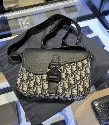 Dior ショルダーバッグ ★素敵！大人気【 DIOR 】SADDLE メッセンジャーバッグ(5)
