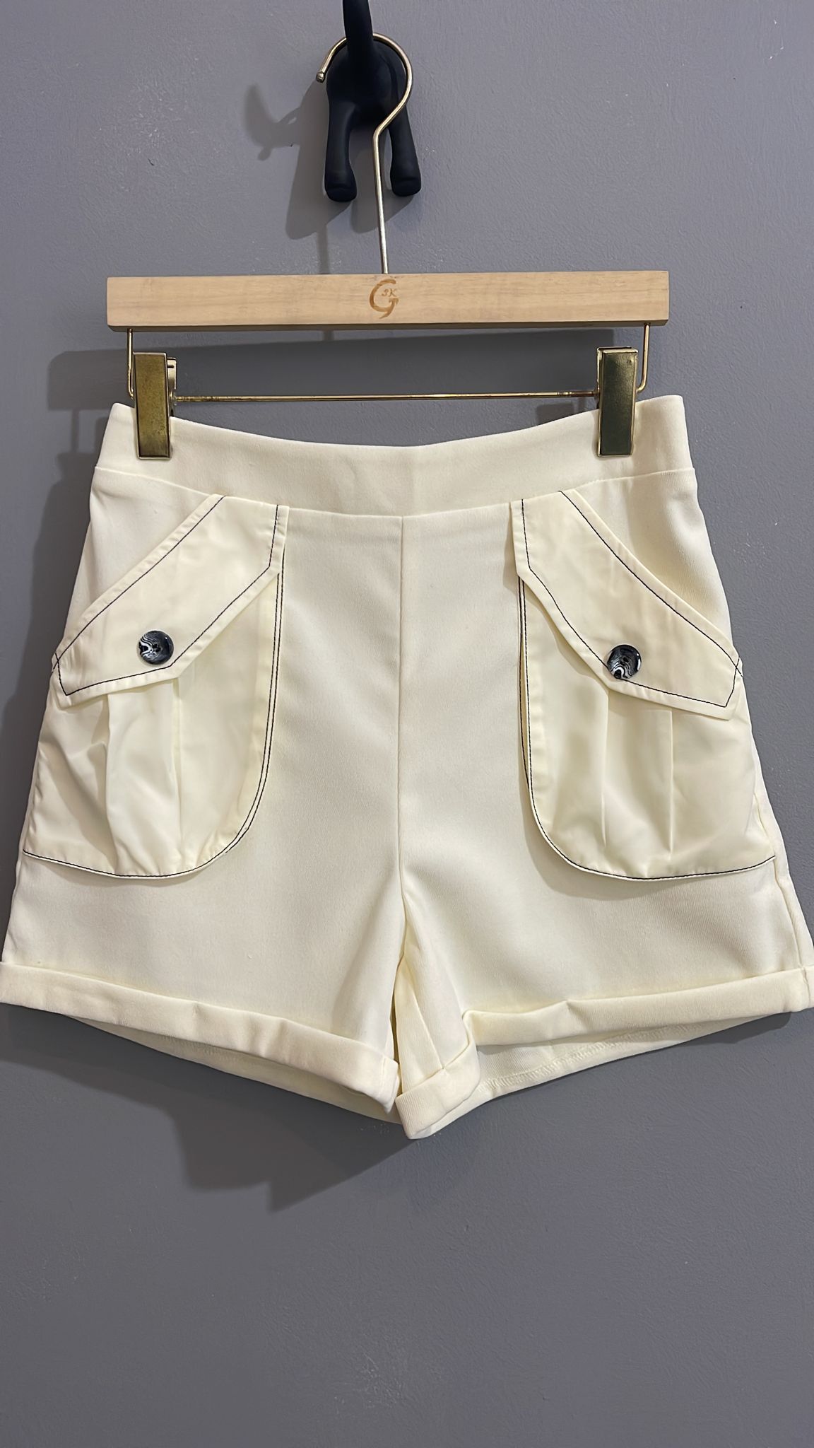 Discontinued *SALE* Ivory Shorts(Design1018)