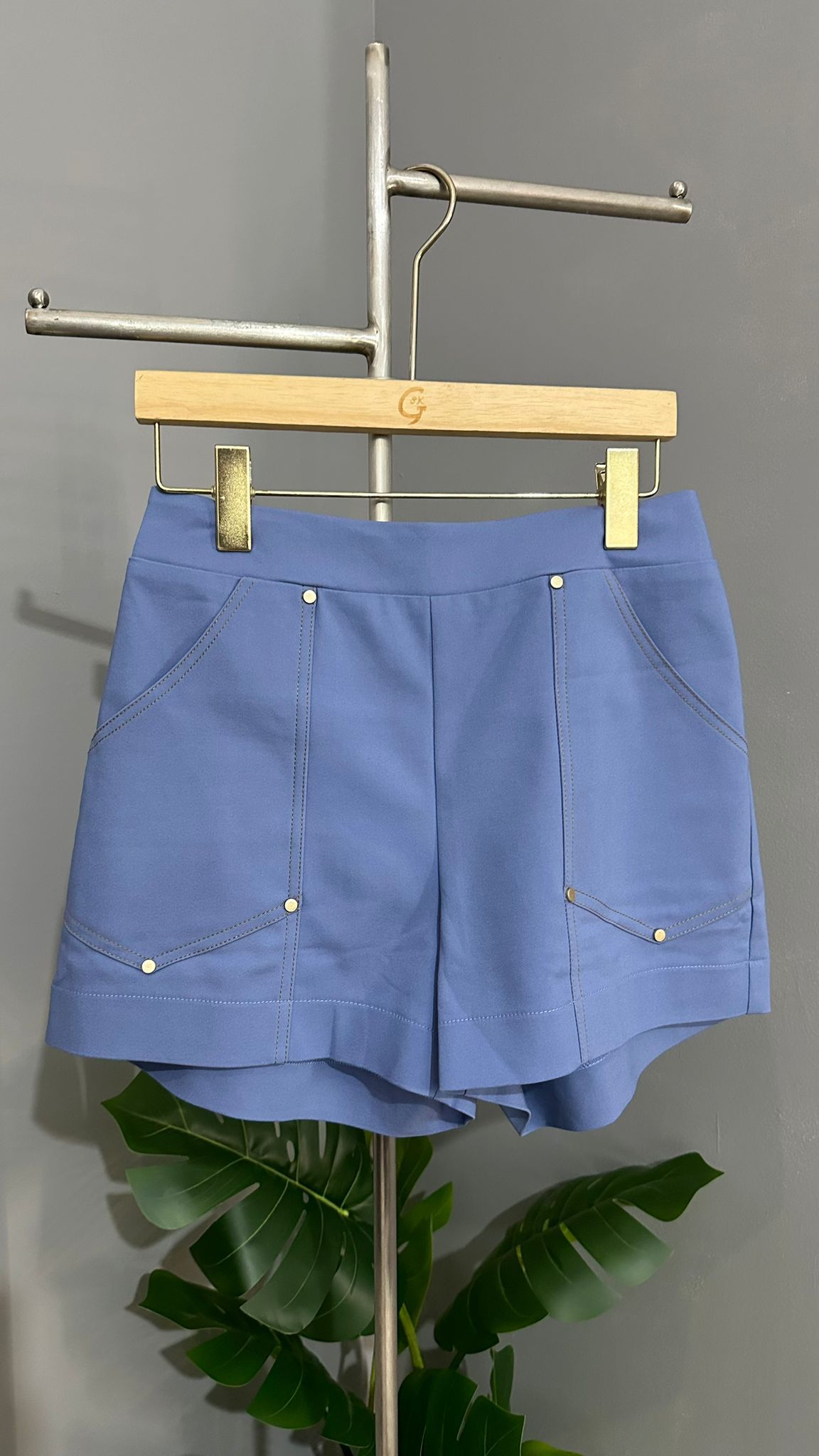 *STAR BUY* (D1339)Shorts