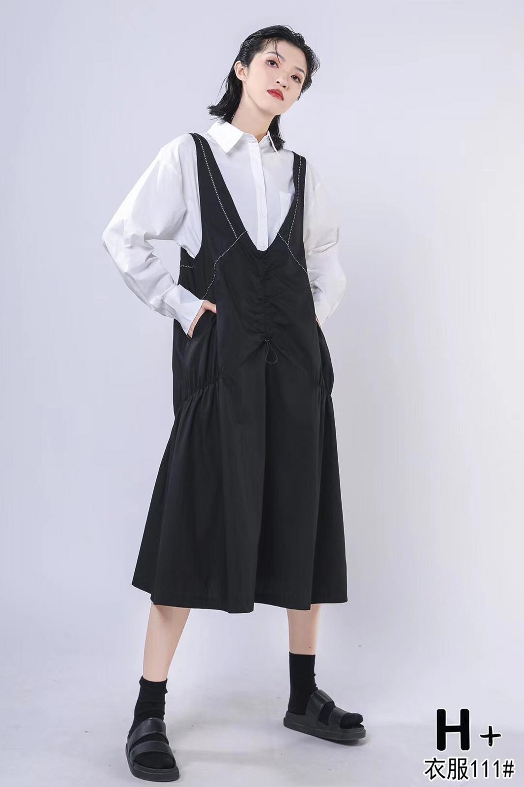 stylish black clothes