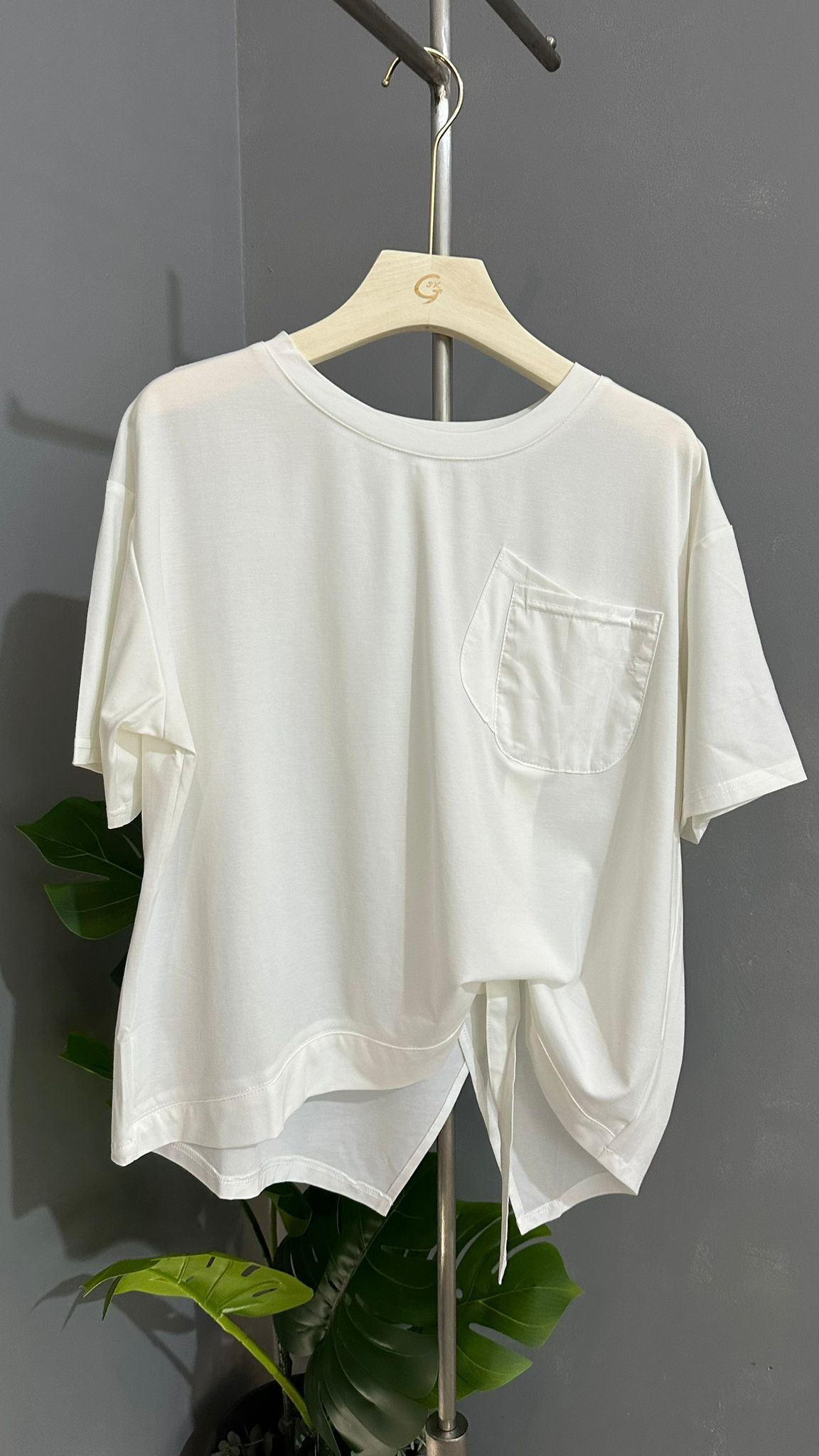 *STAR BUY* (D2524)Top