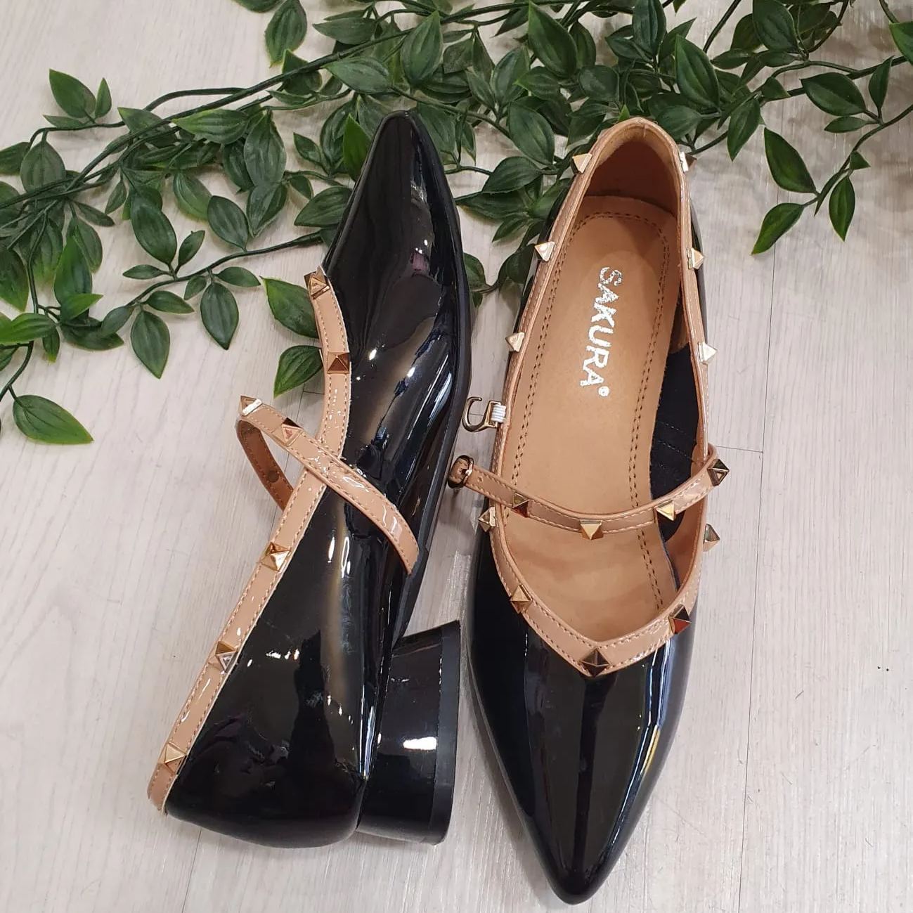 Sakura Black Shoe(Design61)