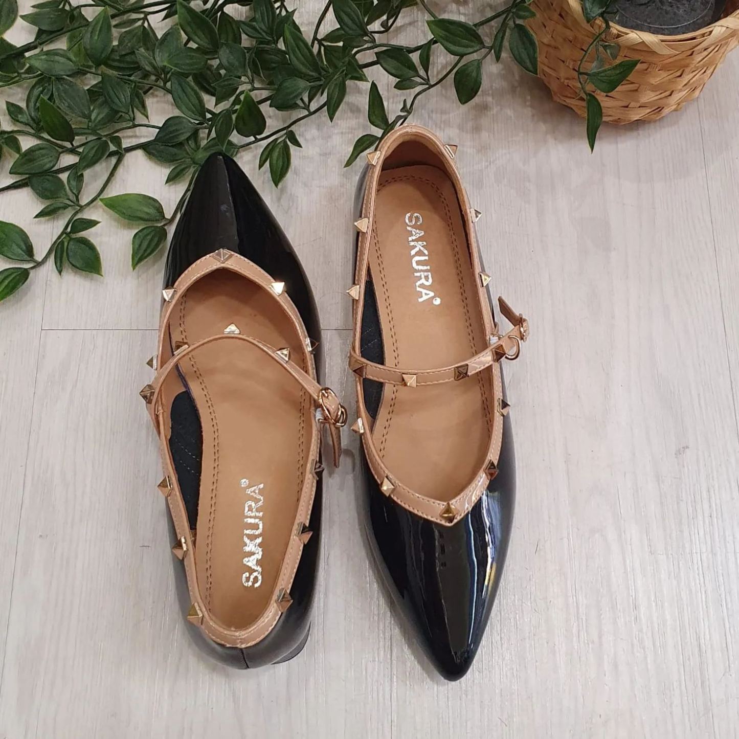 Sakura Black Shoe(Design61)