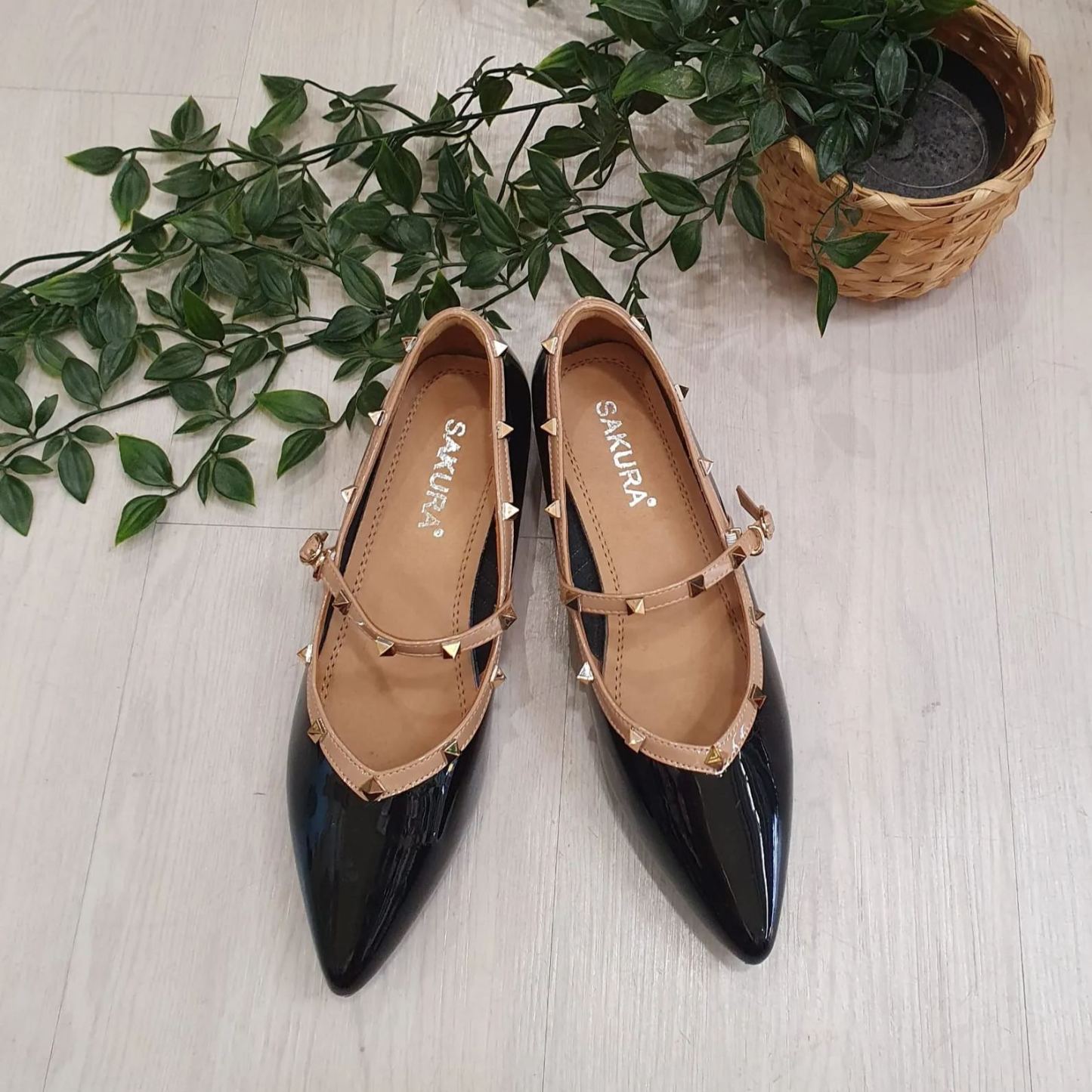 Sakura Black Shoe(Design61)