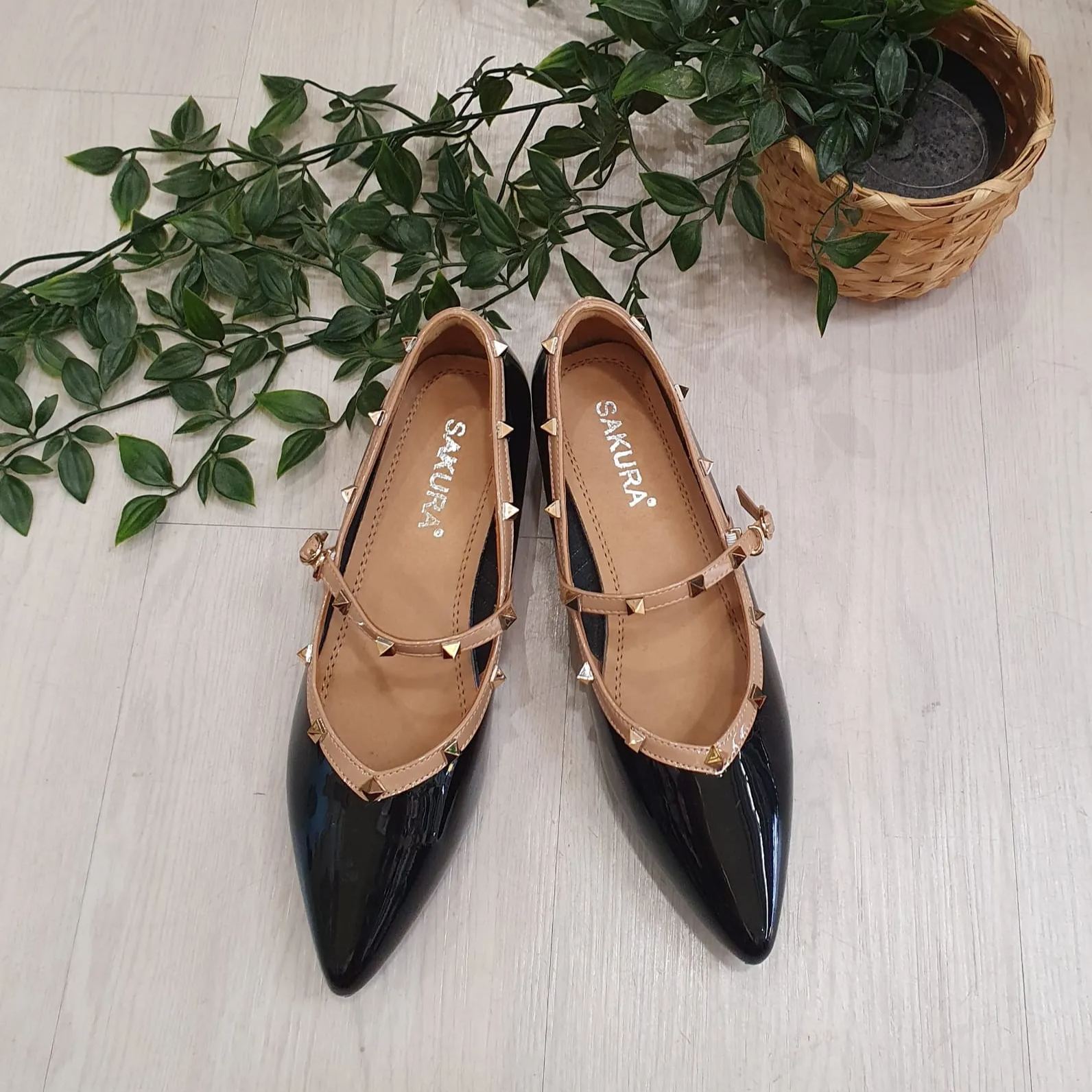 Sakura Black Shoe(Design61)